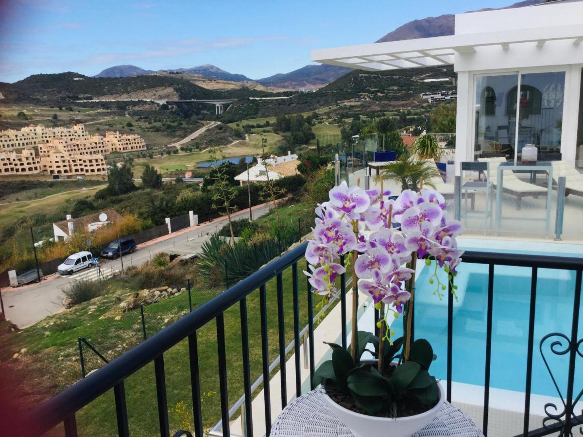 Villa Hesla Estepona Exterior foto