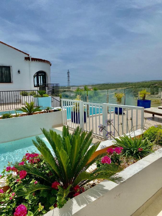 Villa Hesla Estepona Exterior foto